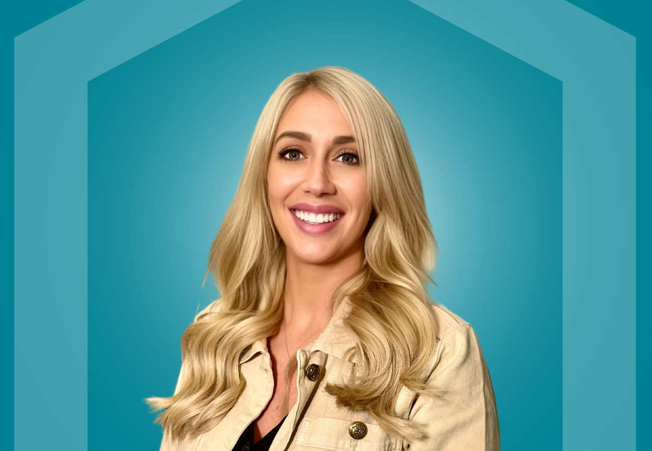 rebecca-whiting-owner-and-registered-manager-at-right-at-home-elderly-care-at-home-provider-in-cheshire-east-covering-stockport-and-macclesfield