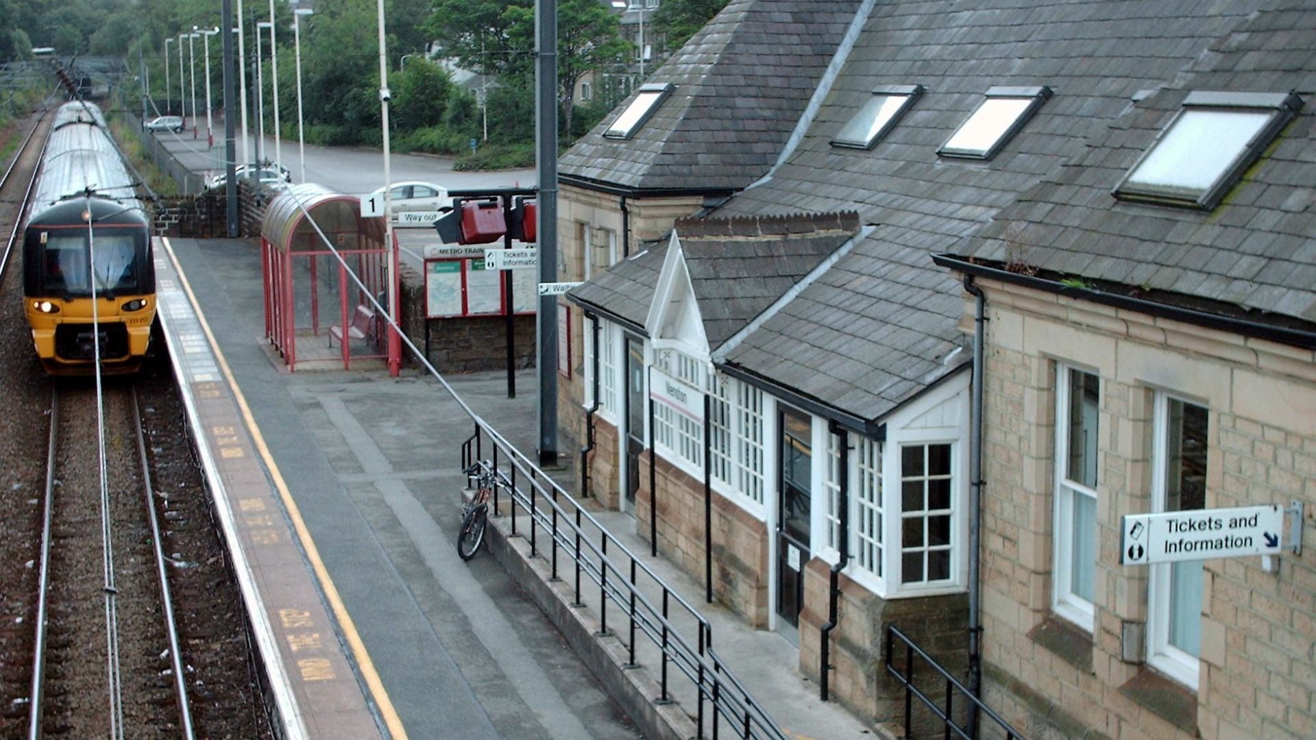 train coming into menston station