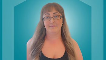 stacey-ankers-care-manager-at-right-at-home-elderly-care-at-home-provider-in-cheshire-east-covering-stockport-and-macclesfield