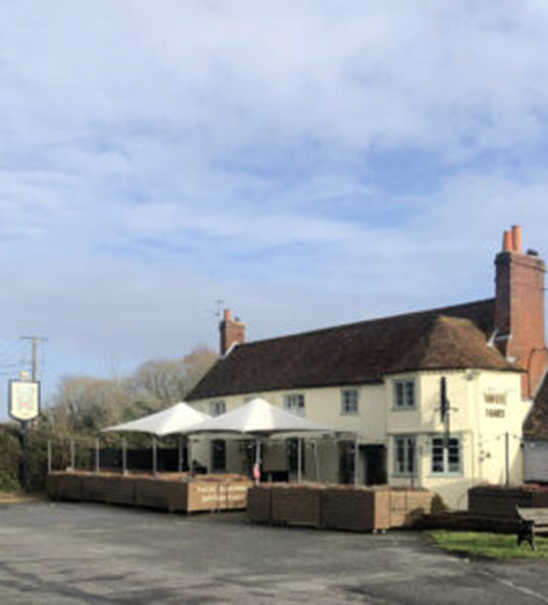 A picture of the White Hart public house in Sherfield on Loddon