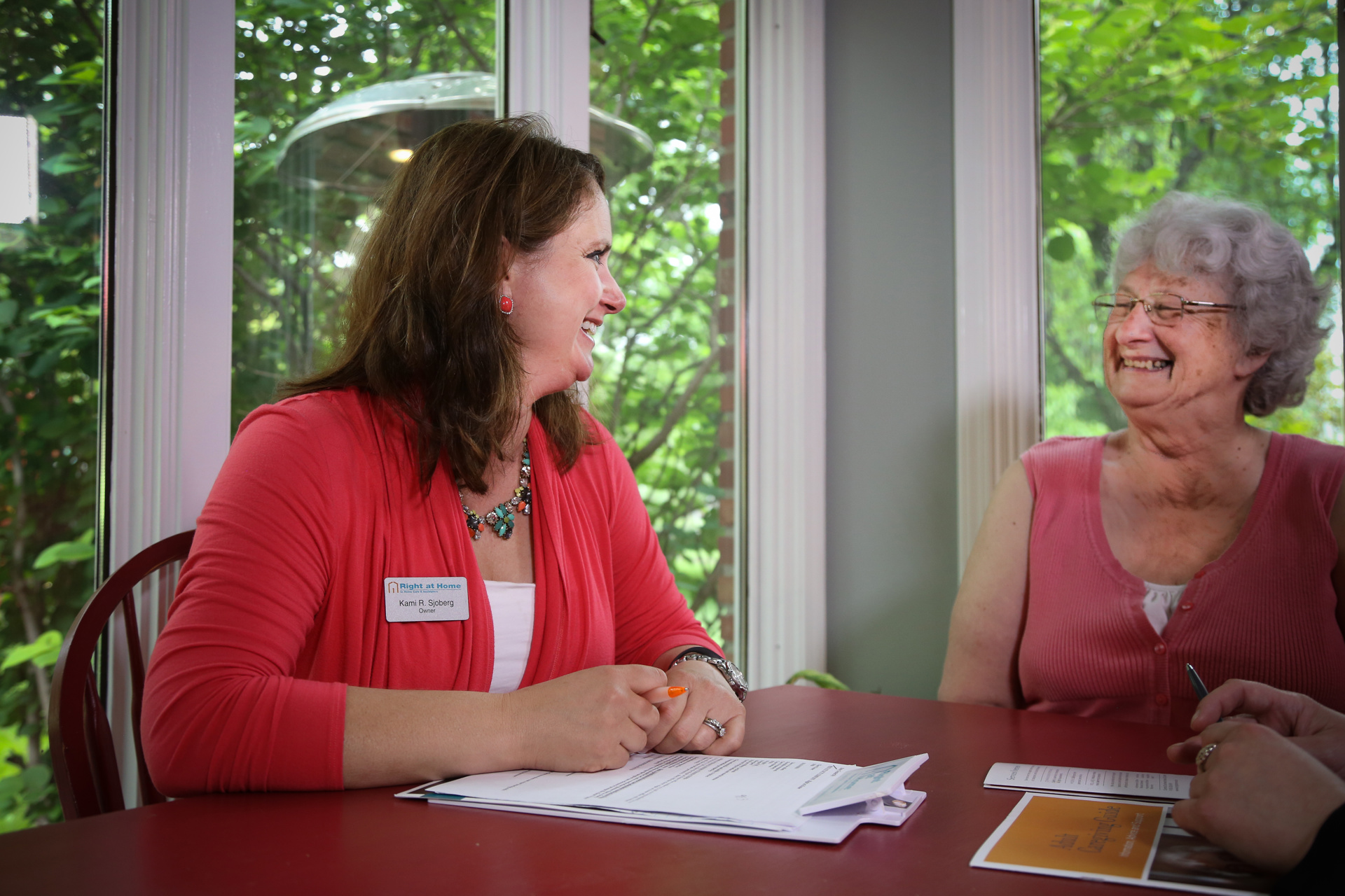 What is included in a homecare agency care plan? Right at Home