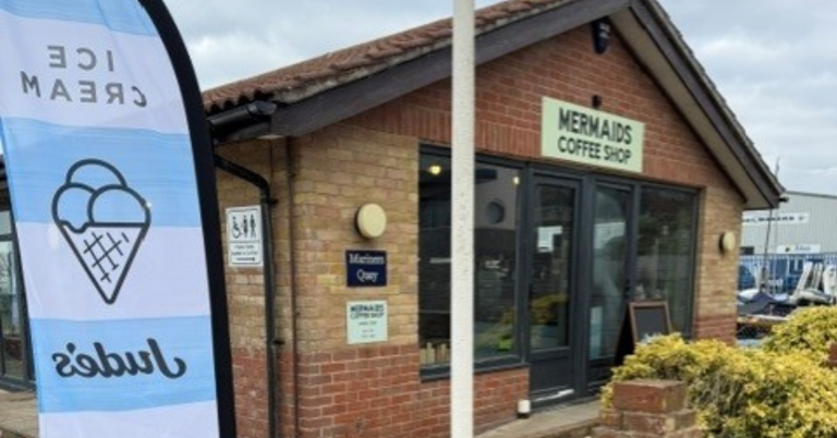 Front of Mermaids Coffee Shop in Warsash, capturing the location where families and residents were engaged by Paula.