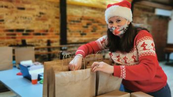 Organising Christmas dinner deliveries during the pandemic