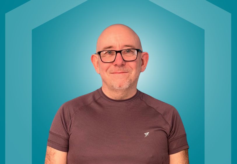 professional-portrait-of-stu-meadows-senior-carer-at-right-at-home-cheshire-east