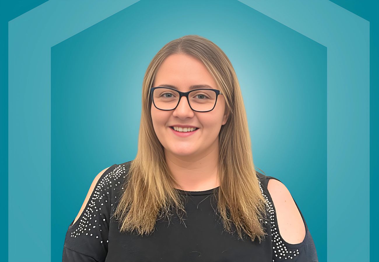 olivia-cheetham-recruitment-coordinator-at-right-at-home-elderly-care-at-home-provider-in-cheshire-east-covering-stockport-and-macclesfield